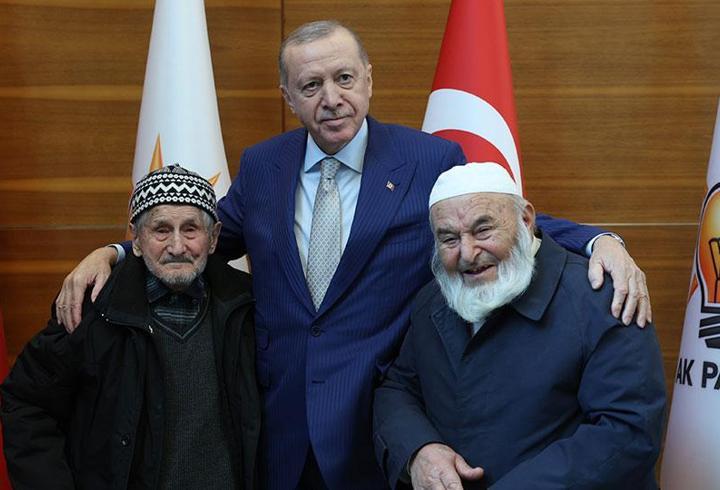 Cumhurbaşkanı Erdoğan, Düzceli vatandaşlarla görüştü