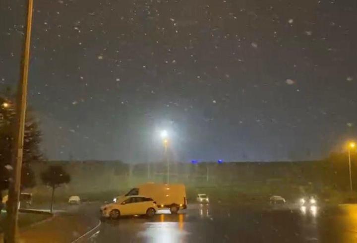 İstanbul - İstanbul'da kar yağışı yeniden başladı 