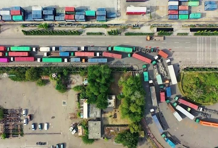 33 ilden 1 milyar dolar üzeri ihracat!