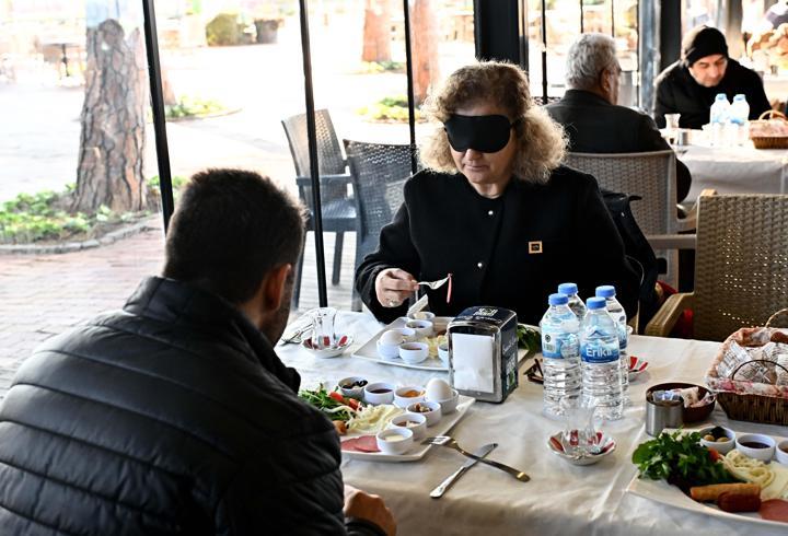 Muratpaşa’dan ‘Beyaz Baston’ farkındalığı