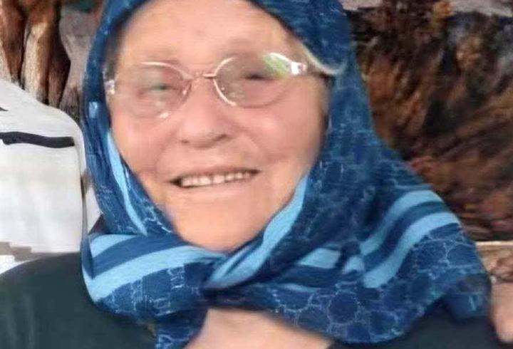 Evinde ölü bulundu
