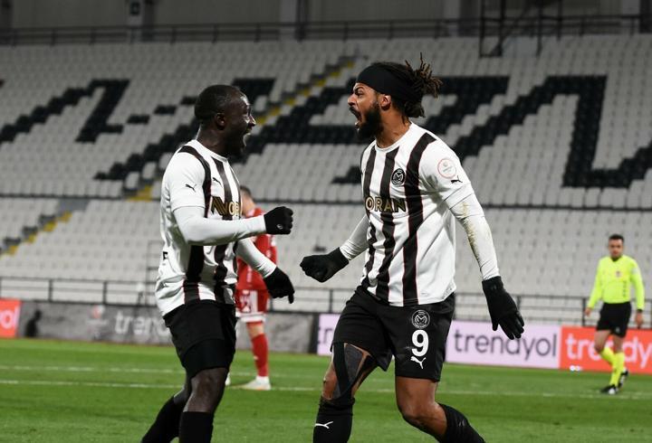 Manisa FK, 3'te 3 peşinde