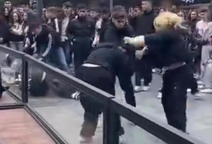 Maltepe’de kadınlar saç saça, baş başa birbirine girdi