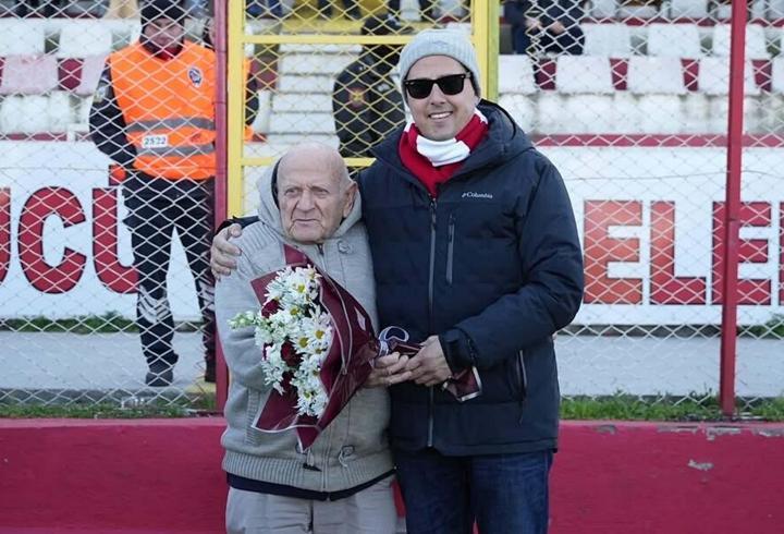 Altay taraftarına hediye veremedi