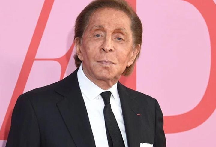 Ünlü İtalyan modacı Valentino hayatını kaybetti