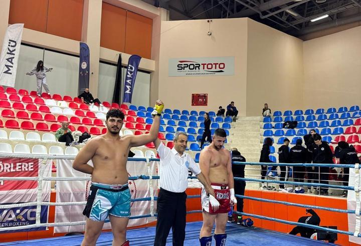 Kick Boksta Türkiye Şampiyonu ÇÜ'den