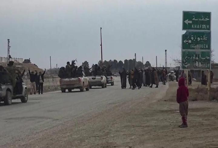 Sınırda bayrak provokasyonuna tepkiler gecikmedi