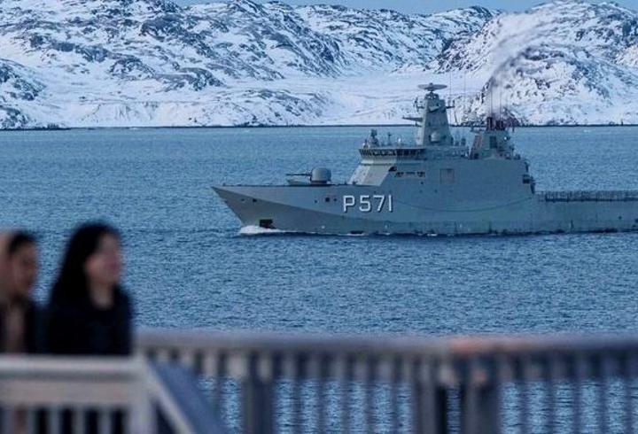 Fransa, Grönland'da NATO tatbikatı talep etti