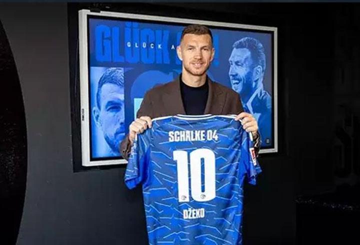 Schalke 04, Edin Dzeko'yu transfer etti