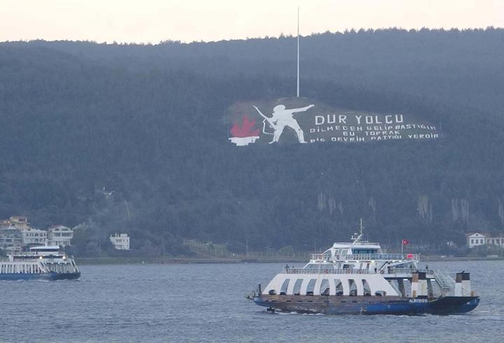 Bozcaada feribot seferlerine fırtına engeli