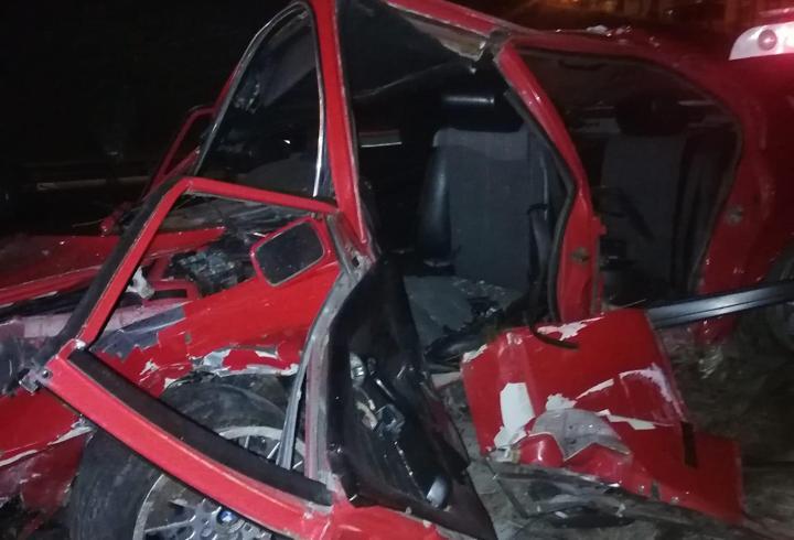 Otomobil bariyere çarptı, sürücü ağır yaralandı