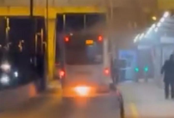 Üsküdar'da metrobüs yangını