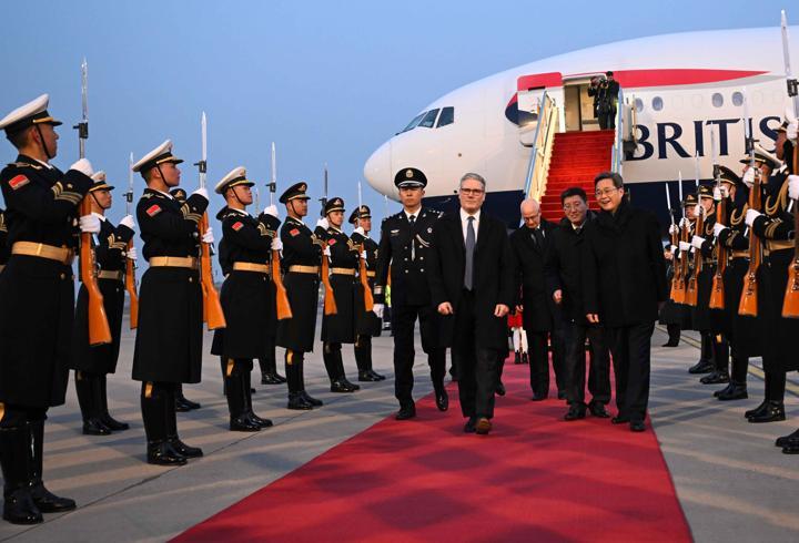İngiltere Başbakanı Starmer'dan Çin temasları
