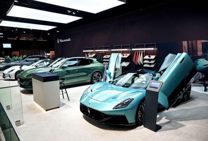 Maserati, Brüksel'de Trident Yılını Kutladı