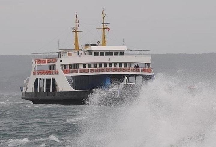 Güney Marmara'da feribot seferleri iptal edildi