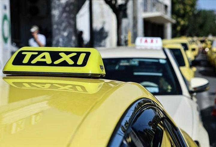 Atina'da taksiciler 48 saatlik greve başladı
