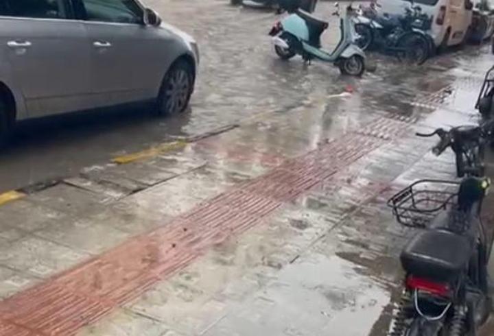 Hatay'da şiddetli sağanak sele neden oldu