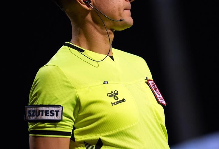 UEFA Şampiyonlar Ligi Son 16 Turu rövanş maçında 18 Mart Çarşamba günü deplasmanda Liverpool ile karşılaşacak Galatasaray'a, UEFA'dan sürpriz bir ceza geldi.1