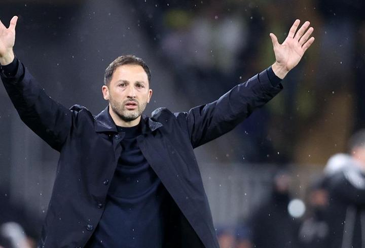 Domenico Tedesco açıkladı: forvet transferi ve UEFA listesi…