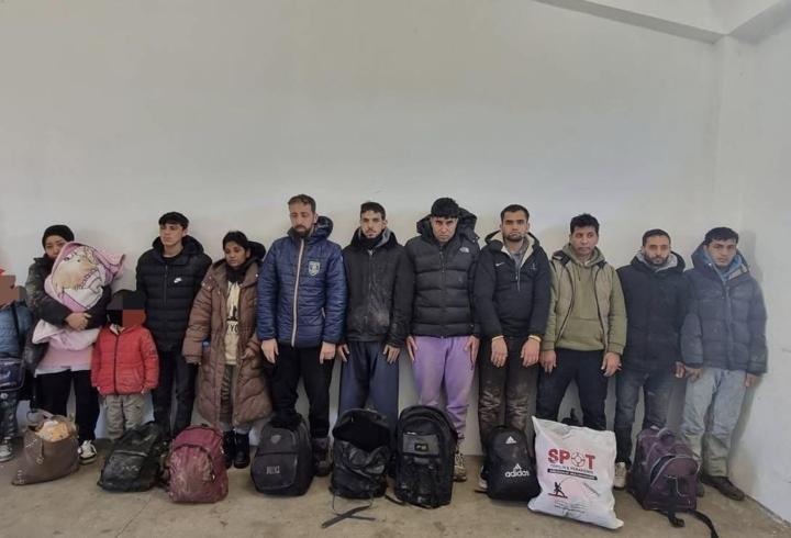 Edirne’de 14 kaçak göçmen yakalandı
