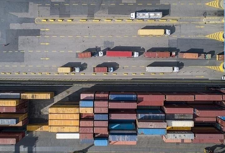 Rusya’nın dış ticaret fazlası 2025’te geriledi