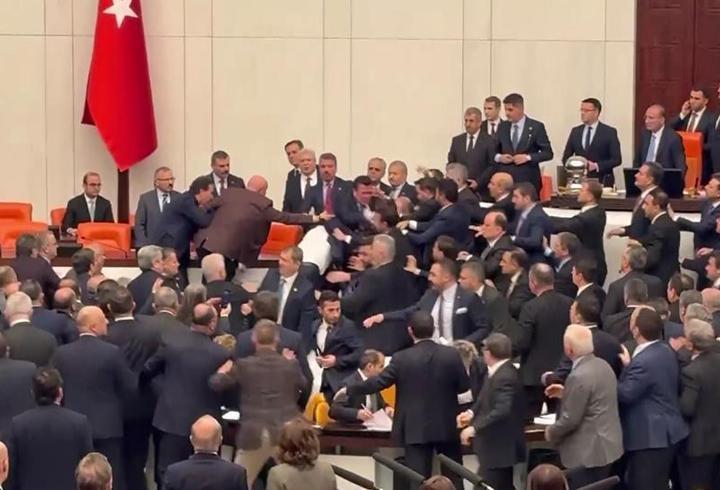 Meclis'teki kavganın yankıları sürüyor