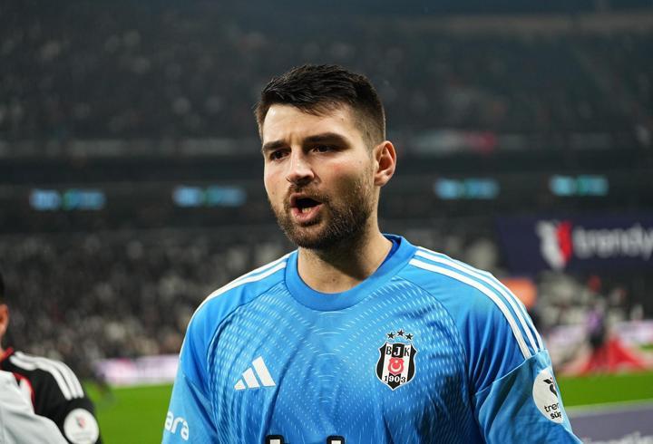 Beşiktaş’ta ayrılık! Ersin Destanoğlu’na Avrupa’dan ciddi teklifler var