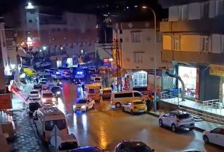 Düğün salonu önünde silahlı saldırıda ağır yaralandı 