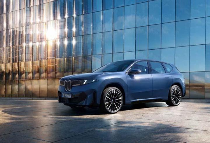 Yeni BMW iX3 50 xDrive Türkiye’de Ön Talebe Açıldı