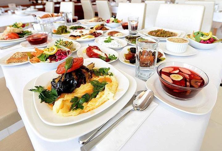 En çok yapılan iftar hatası açıklandı