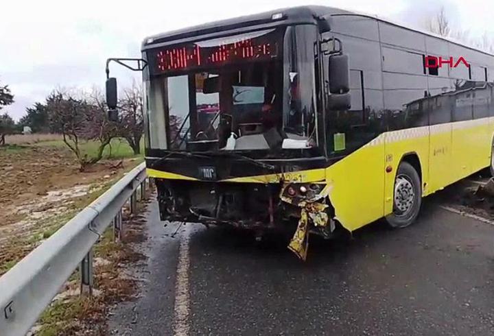 İETT otobüsü bariyere çarptı: 5 yaralı