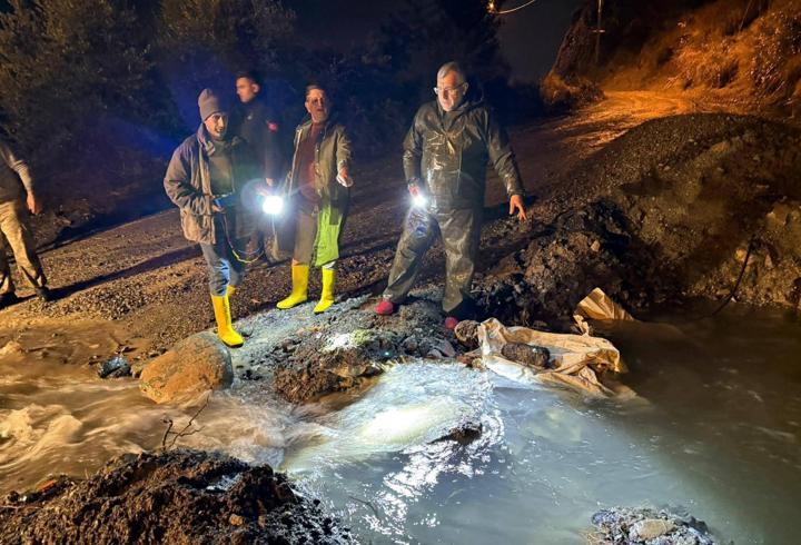 Hatay'da toprak kayması