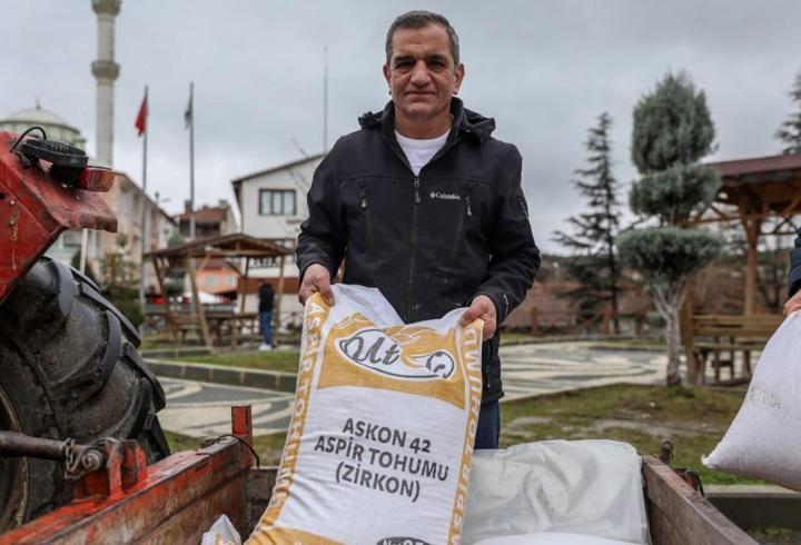 Bursa’da üreticiye fidan ve tohum desteği
