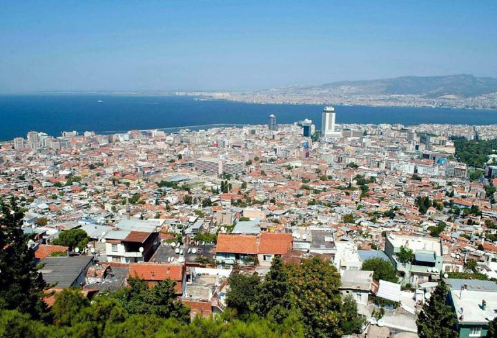 İzmir'de konut satışları yüzde 3,3 azaldı