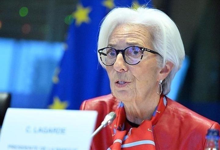 ECB Başkanı Lagarde’dan istifa iddialarına yanıt: Görevimin başındayım