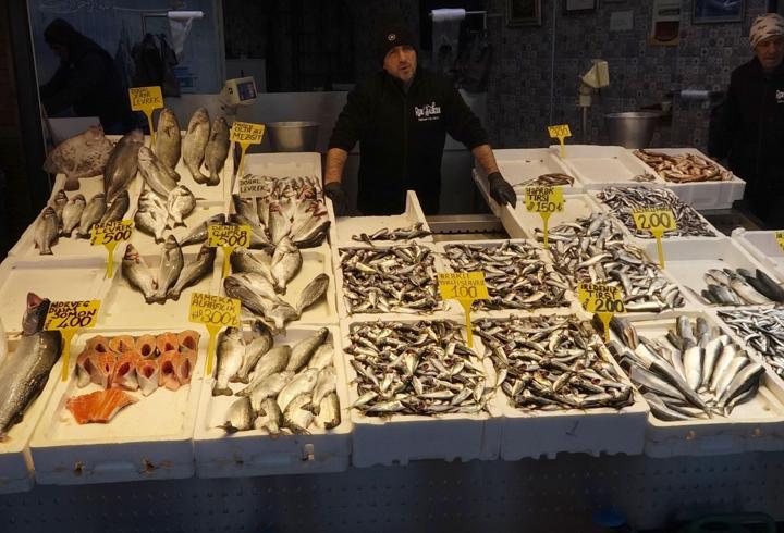 Ramazan geldi, balığa ilgi azaldı