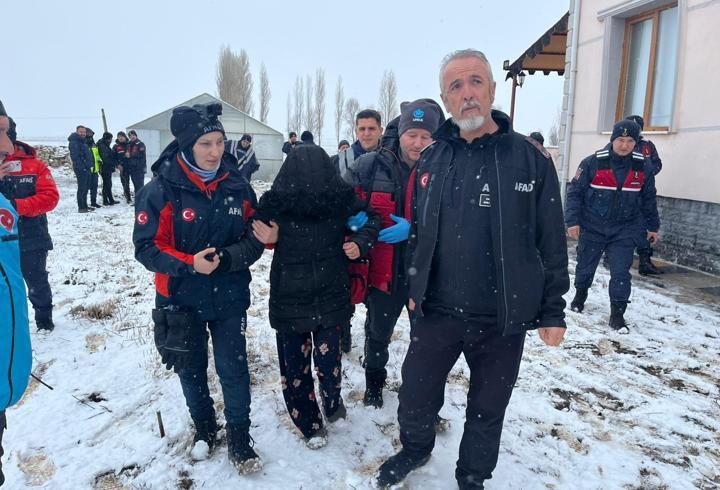 Kayıp olarak aranıyordu; 24 saat sonra serada bulundu