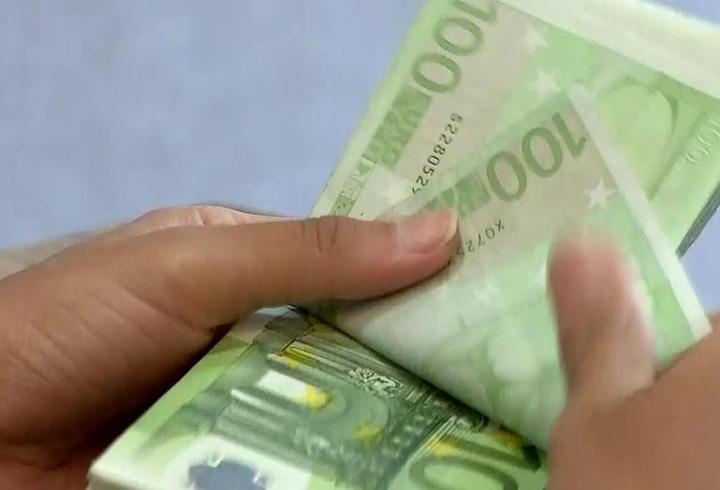 Yetkisiz döviz alım satıma ceza yağdı