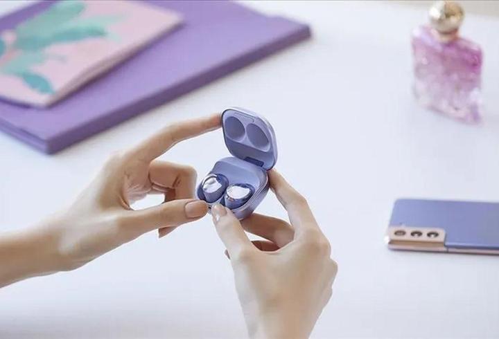 Galaxy Buds akıllı bir asistana dönüşüyor