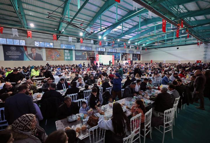 Mardin Valiliği'nce Derik’te iftar programı düzenlendi