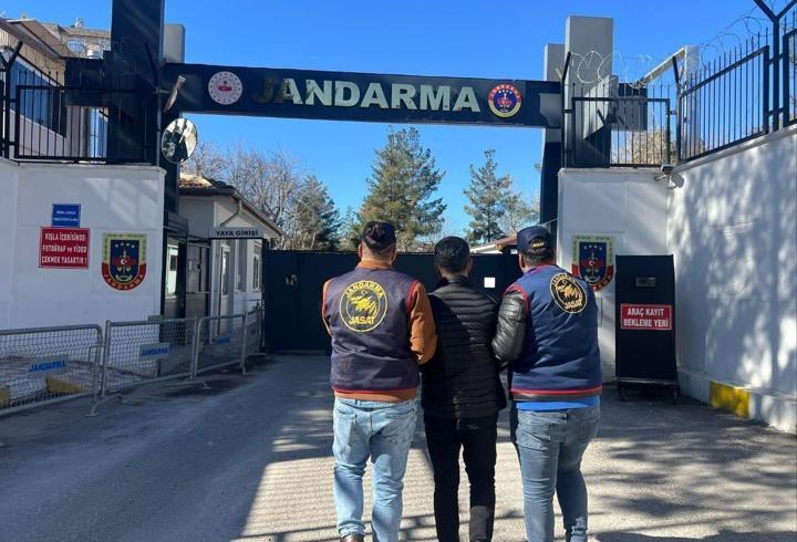 Diyarbakır’da aranan 104 şüpheli yakalandı