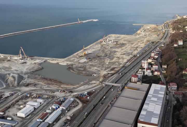 Karadeniz'de stratejik dönüşüm; lojistik limanda geri sayım