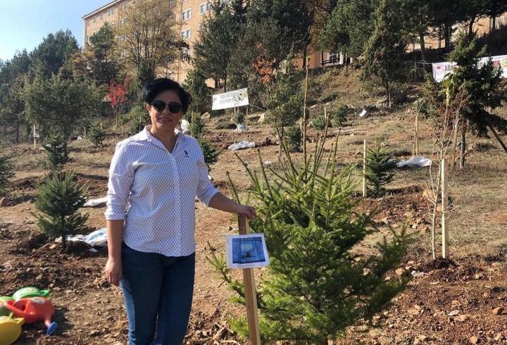 Oğlunun acısına dayanamadı, kalp krizinden öldü