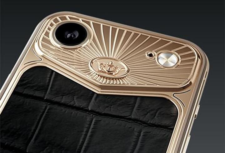 Teknolojiyle sanatı birleştiriyor