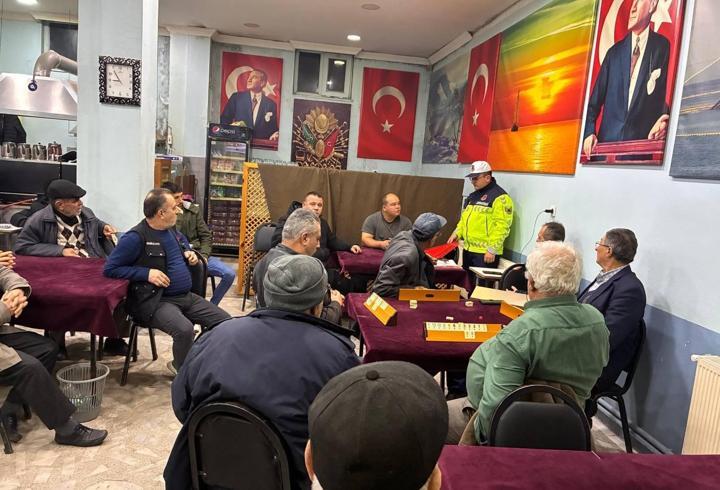 Edirne’de traktör sürücülerine trafik eğitimi