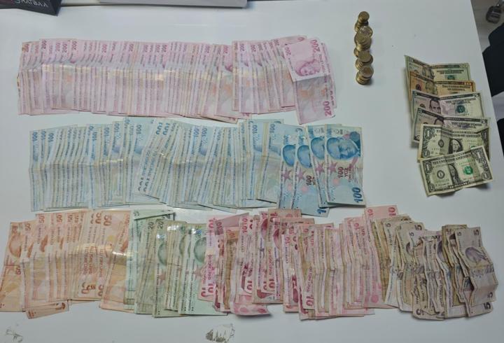Dilencinin üzerinden 27 bin lira çıktı