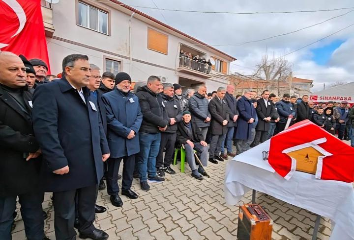 Başkan Karabacak toprağa verildi