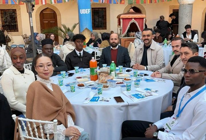 Aydın'da yabancı öğrenciler iftarda buluştu