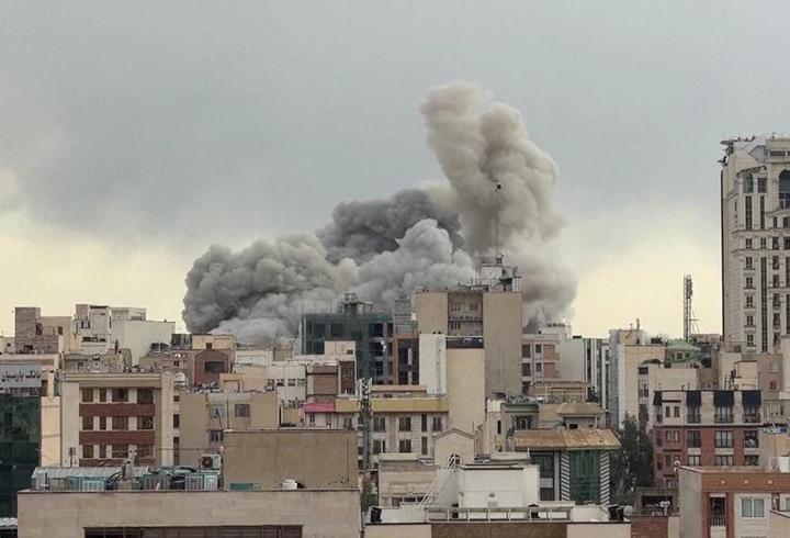 İsrail'den Tahran'a yoğun bombardıman