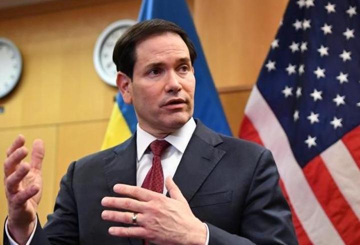 Netanyahu, Trump’ı yönlendirdiği iddialarına gülerek yanıt verdi: “Bu çok saçma, ben hayatımı İsrail’in geleceğine adadım.”3